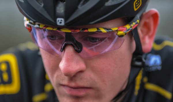 Toon Aerts met custom Oakley sportbril in Belgische driekleur