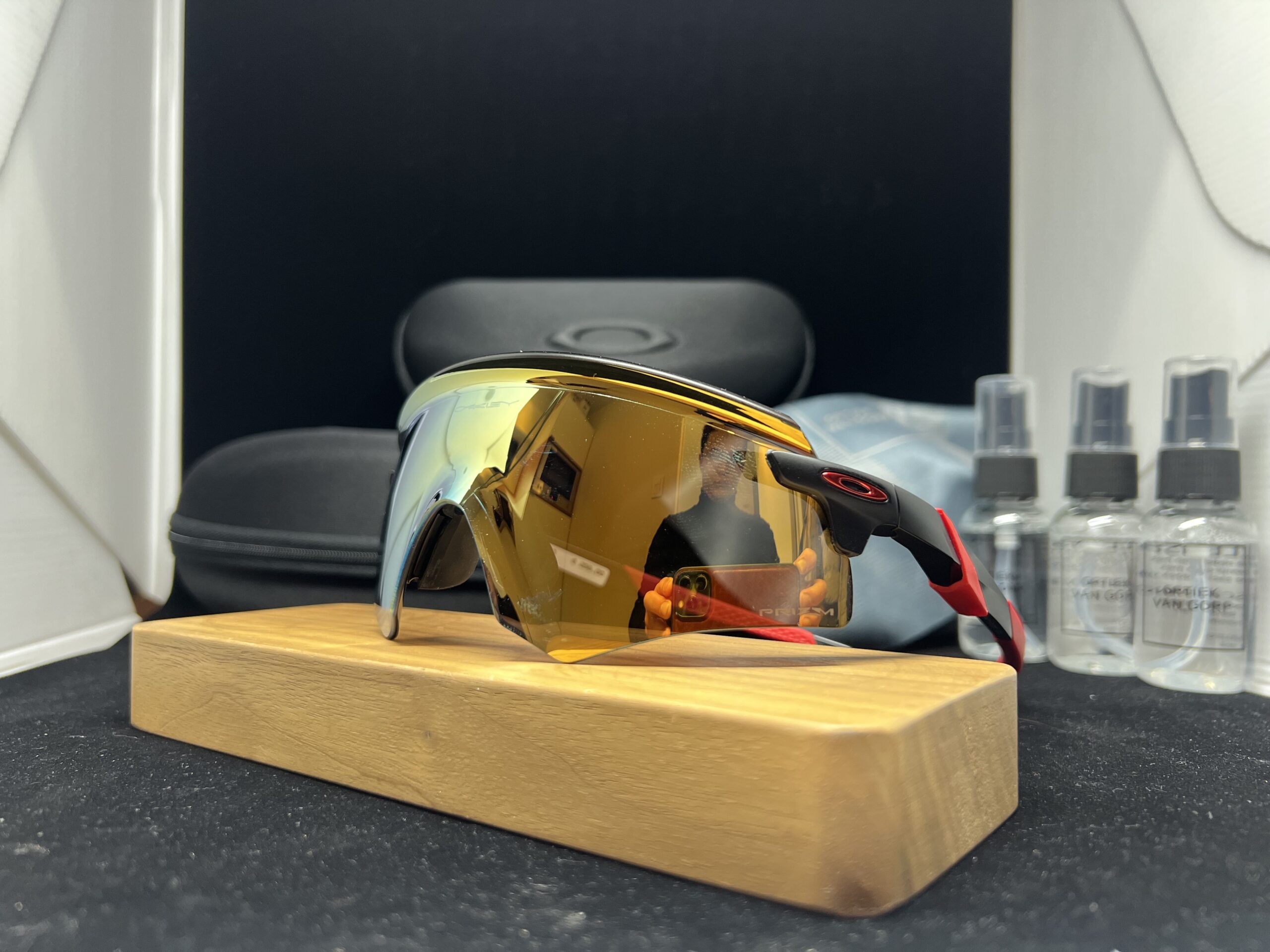 Oakley Encoder – Matte Black and Red
