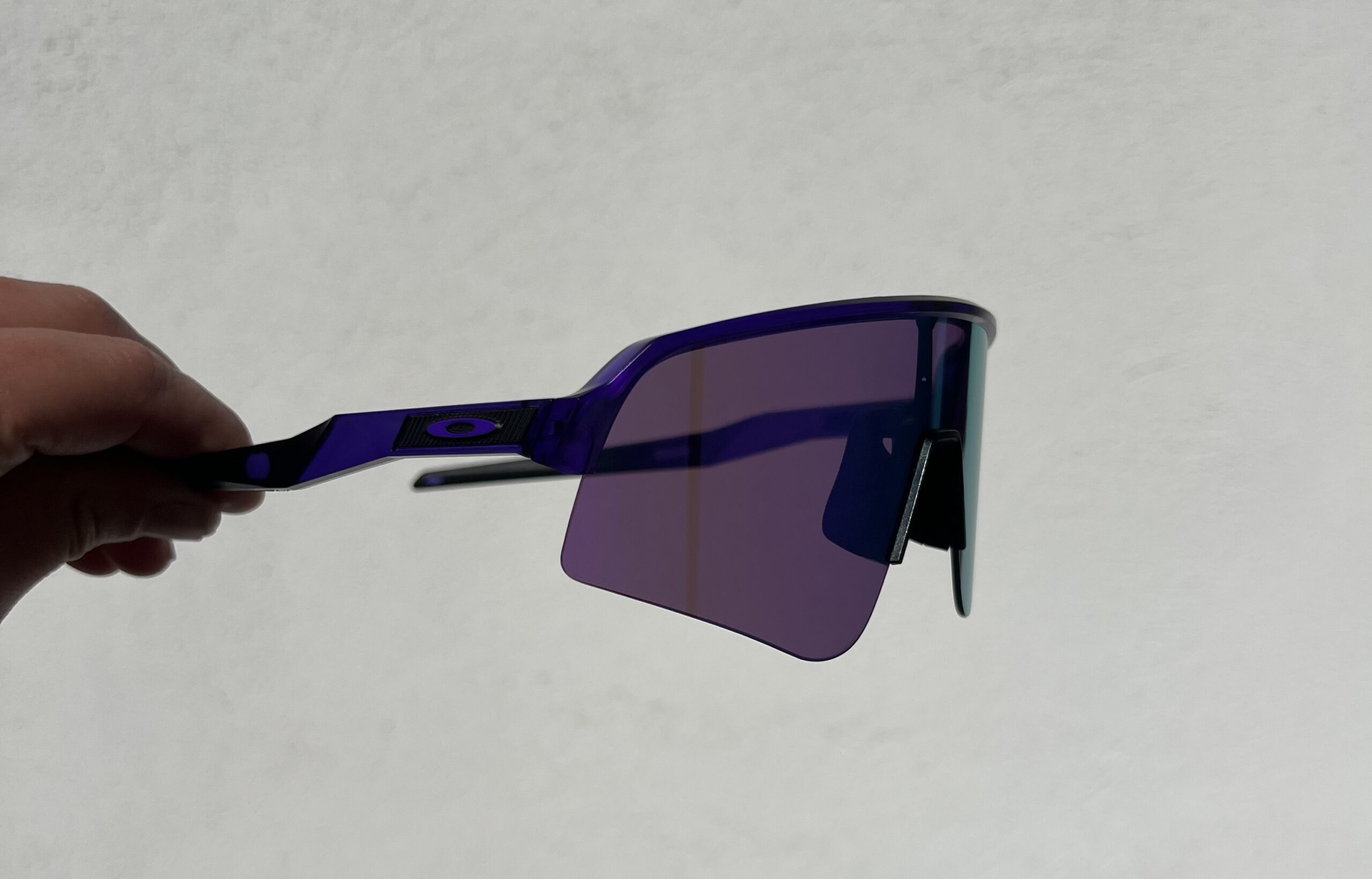 Oakley Sutro Lite Sweep – Deep Purple – Exlcusive Custom